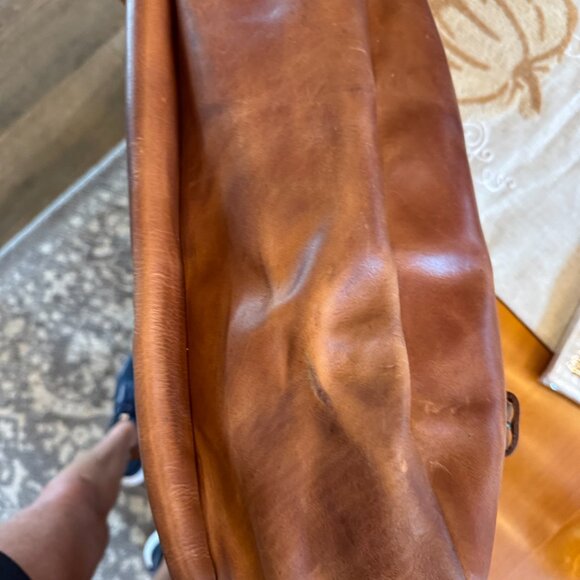 Whipping Post mens' all leather large messenger bag with buckle closure - Picture 16 of 16